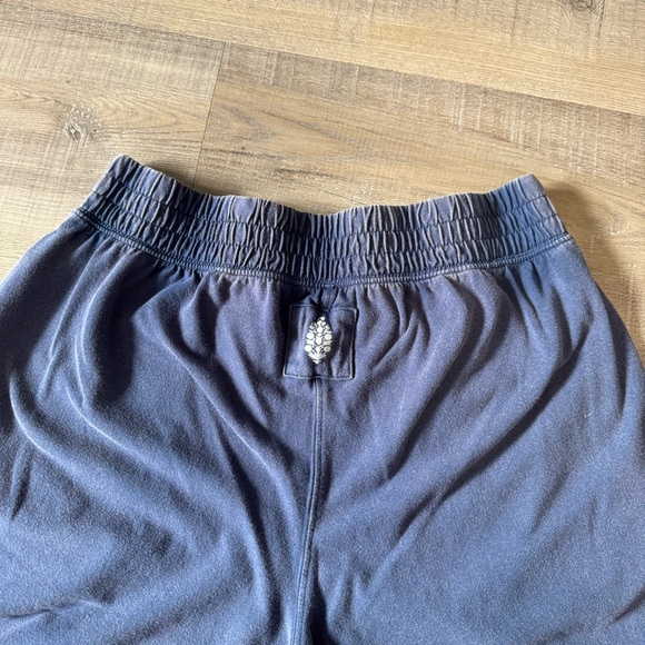 Free People Movement Hotshot Crossover Pants size Small - Picture 6 of 9